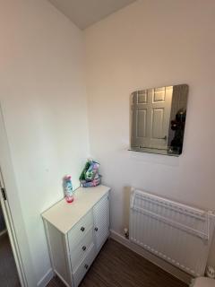 Charming Modern Home in Cheltenham - Cheltenham - 5
