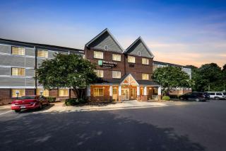 MainStay Suites Raleigh North - Raleigh - 3