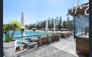 Steps to Beach WFH Setup & Coastal Vibe - Sydney - 5