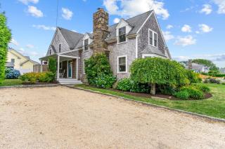 Bonnet Shores Beachside Getaway - Narragansett - 5