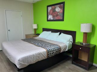 Zainee Inc Budgetel Inn and Suites - Augusta - 9
