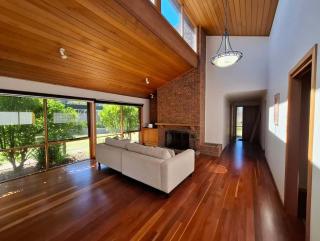 Modernist Beach House - Ocean Grove - 8