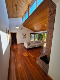 Modernist Beach House - Ocean Grove - 6