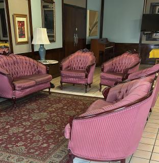 Napoleon Inn and Suites - Napoleon - 7