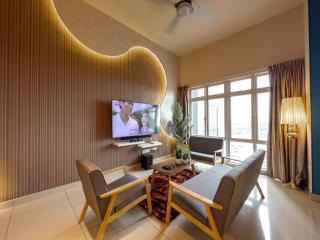 Cozy Modern Home Mount Austin JB Miko Homestay - Johor Bahru - 0