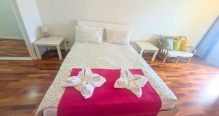 Dana-Central Apartment with Mount Ainslie Views - 7