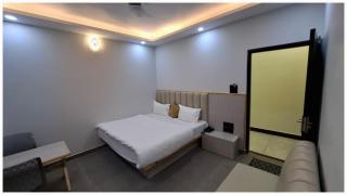 HOTEL NEW HAVEN PALACE Near Har Ki Pauri - Lift and Parking Facilities - A Top Rated Hotel - Fully Air Conditioning - - Haridwār - 3