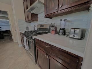 Houston home near the Hobby Airport - 6