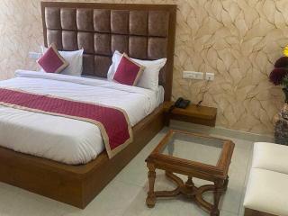 Super Townhouse Jagatpura JNU Formerly Narayan Vilas - Jaipur - 8