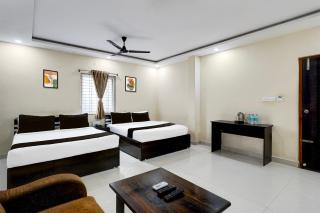 Super Collection O Tirumala Road Near Alipiri - Tirupati - 9
