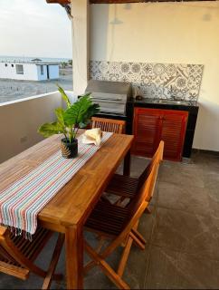 Dolphin beach house - San Antonio - 2