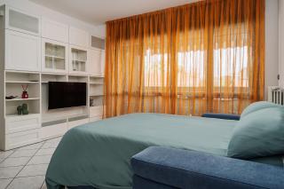 NEW - Parking - 10 min from Fiera MiRHO - sleeps 4 - Baranzate - 0