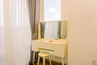 Full Furnished with Modern Design 1BR at West Vista Apartment By Travelio - Jakarta - 7