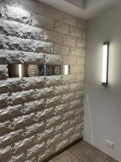 Penthouse Delight 3 bd-2 bth - free carpark, pool & tennis court - Auckland - 1