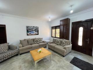 Luxury spacious house in dabouq with parking - Amman - 8