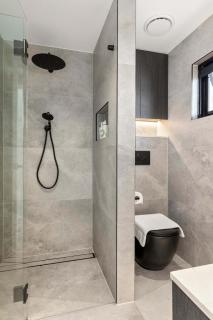Charming Three-Story Terrace House in Pyrmont - Sydney - 4