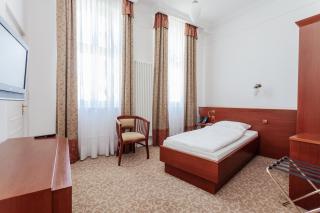 Hotel Fürstenhof - Bad Pyrmont - 2