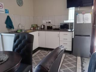 Kukama overnight accommodation - Bloemfontein - 4