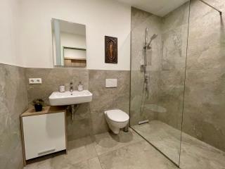 NEU Goldstadt Suite Schlössle-Galerie Zentrum Pforzheim - Pforzheim - 4