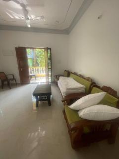Christina's Homestay - - 1