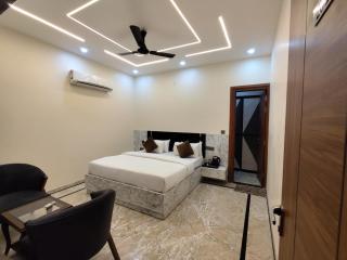 Sunrise vista - Greater Noida - 1
