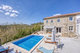 Casa Emilia in Sveti Donat - Buzet - 0