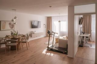 Apartment HomeBase Modernes 4-Sterne Apartment mit Tiefgarage im Zentrum - Oberkochen - 8