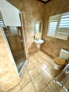 Little Rock Guesthouse - 6