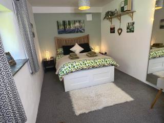 The Old Cowshed - Pembroke - 9