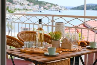 Apartment Leonora - Vinišće - 0