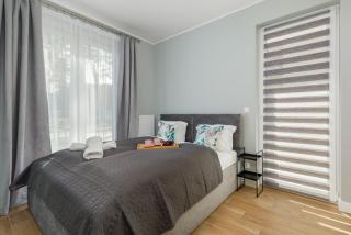 Stylish Apartment Rybacka with Parking by Noclegi Renters - Międzywodzie - 9