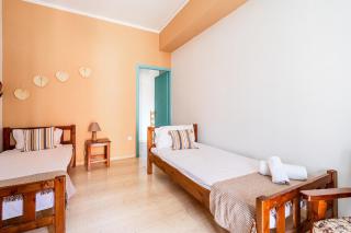 Spacious 5-Person Apartment by Alecos Studios - Poros - 5