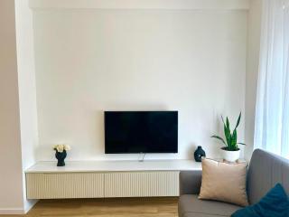 Brand New and Cozy Apartment - 7