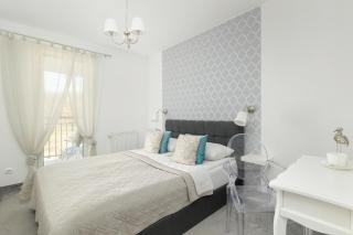 Jasnoszary Apartament Sun Seasons 24 w Kołobrzegu Blisko Morza by Noclegi Renters - 9