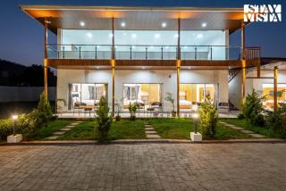 StayVista at The Grand Ten with lawn and pool - Karjat - 0