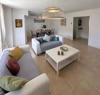 Gran apartamento, Aire acondicionado, piscina y parking gratuito - Alicante - 4
