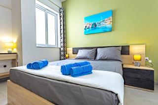 Sea View & Private Terrace Near Promenade -Sleep 6 - St Paul's Bay - 6