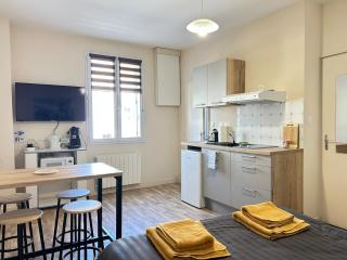 Studio proche centre et gare - Parthenay - 2