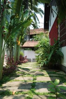 Hotel Holiday Home - Kovalam - 3