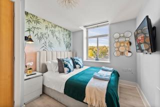 30 percent off! Sleek Apartment - 10 Minutes From Leeds - 9