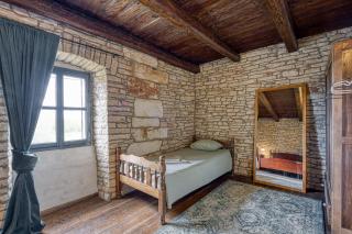 Villa Capadinka with Whirlpool - Happy Rentals - 3