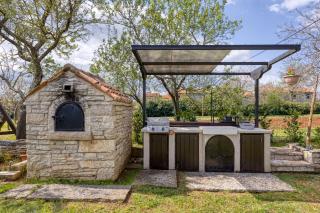 Villa Capadinka with Whirlpool - Happy Rentals - 9