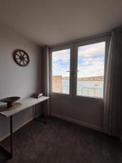 Breathtaking views from a Stylish Coastal Apartment - Conwy - 6