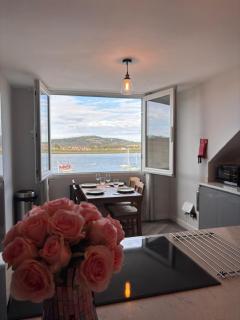 Breathtaking views from a Stylish Coastal Apartment - Conwy - 5