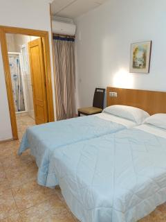 Hostal Gran Via Levante - 1