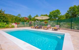 Villa Sanja in Makarska by Villas Guide - Duge Njive - 9