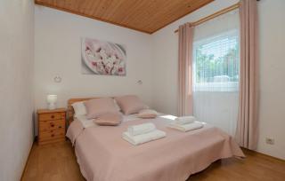 Villa Sanja in Makarska by Villas Guide - Duge Njive - 6
