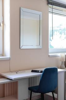 4 Bed Home Near NewCross Hospital-Contractors, Relocation - Monmore Green - 5