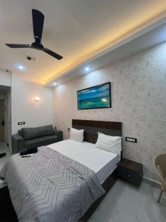 Gaursky studio - Ghaziabad - 4