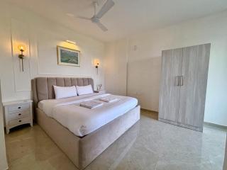 Luxury 2BR Mangrove 2 Pool Wifi A-412 - 2
